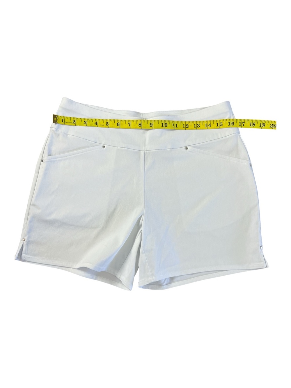 NWOT INC International Concepts Pull On Shorts Bundle Size 8 Lot of 3 - Picture 6 of 6